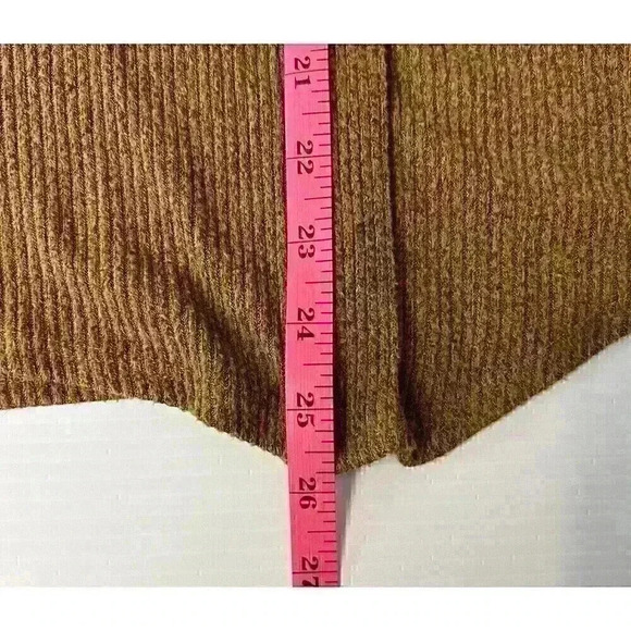 Misia Women's XL Brown V-Hem 3/4 Sleeve Rayon Blend Top Shirt w/ Button Accents - Picture 4 of 12